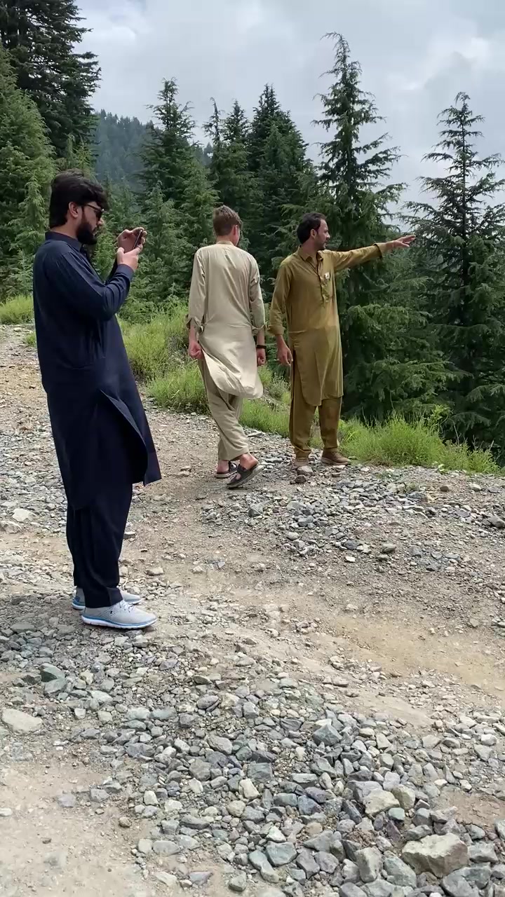 @Afaq Khan 👑