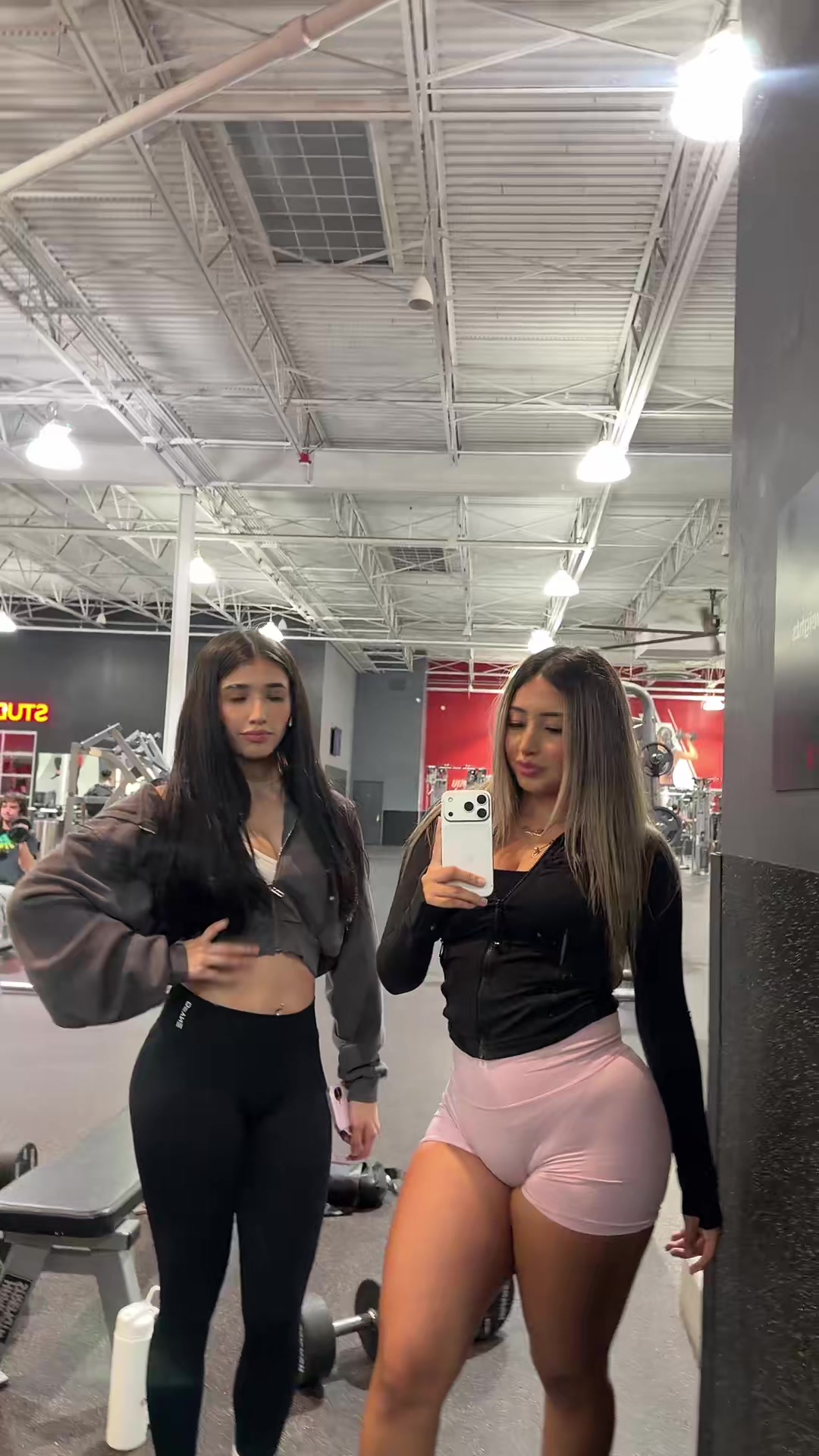 @Mayra