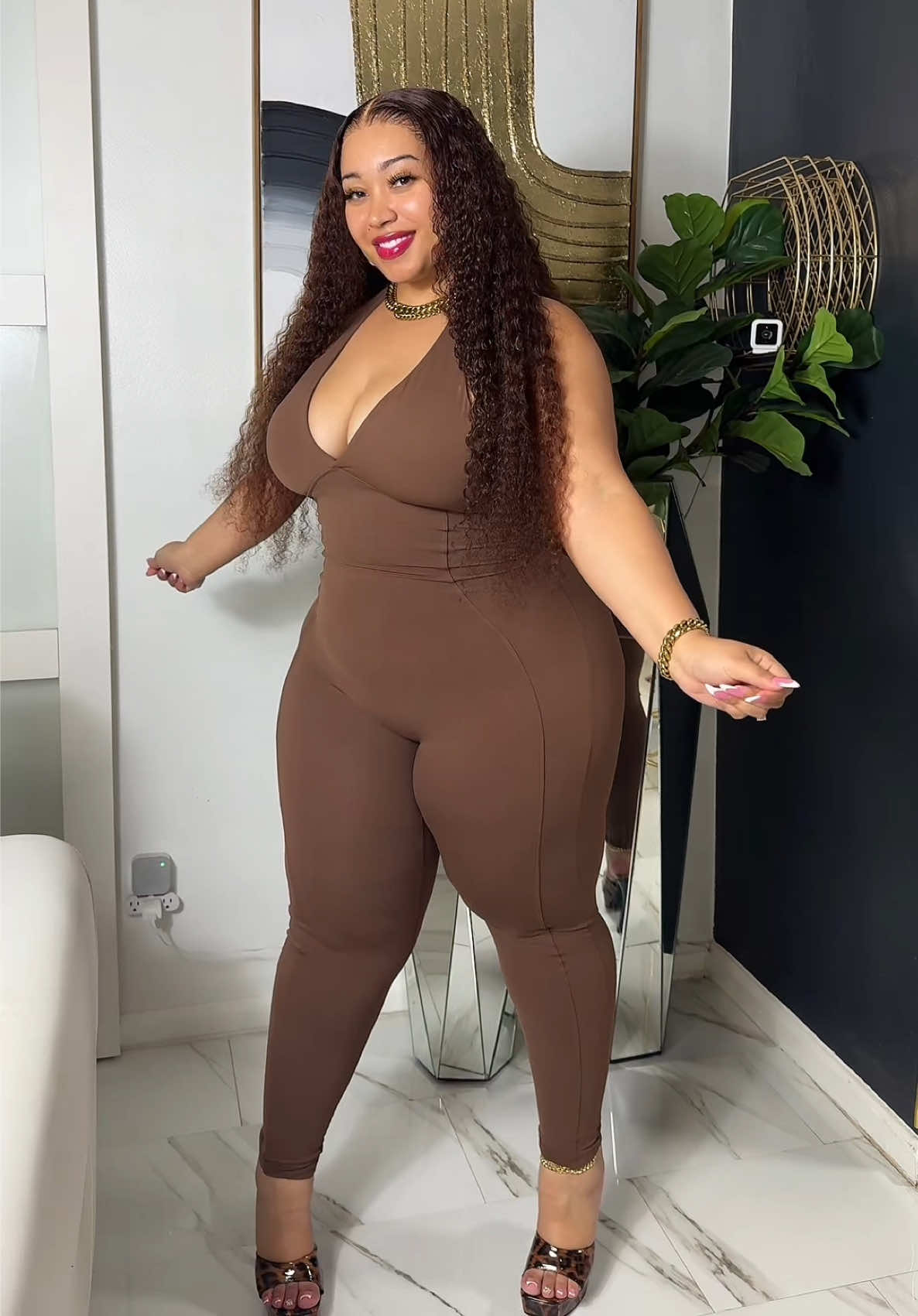 @YourAuntieMoe