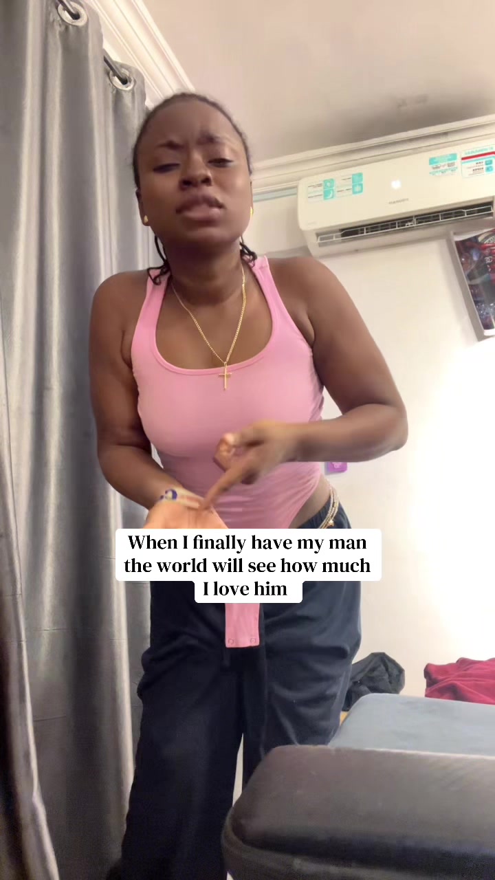 @sexyonelegbabe