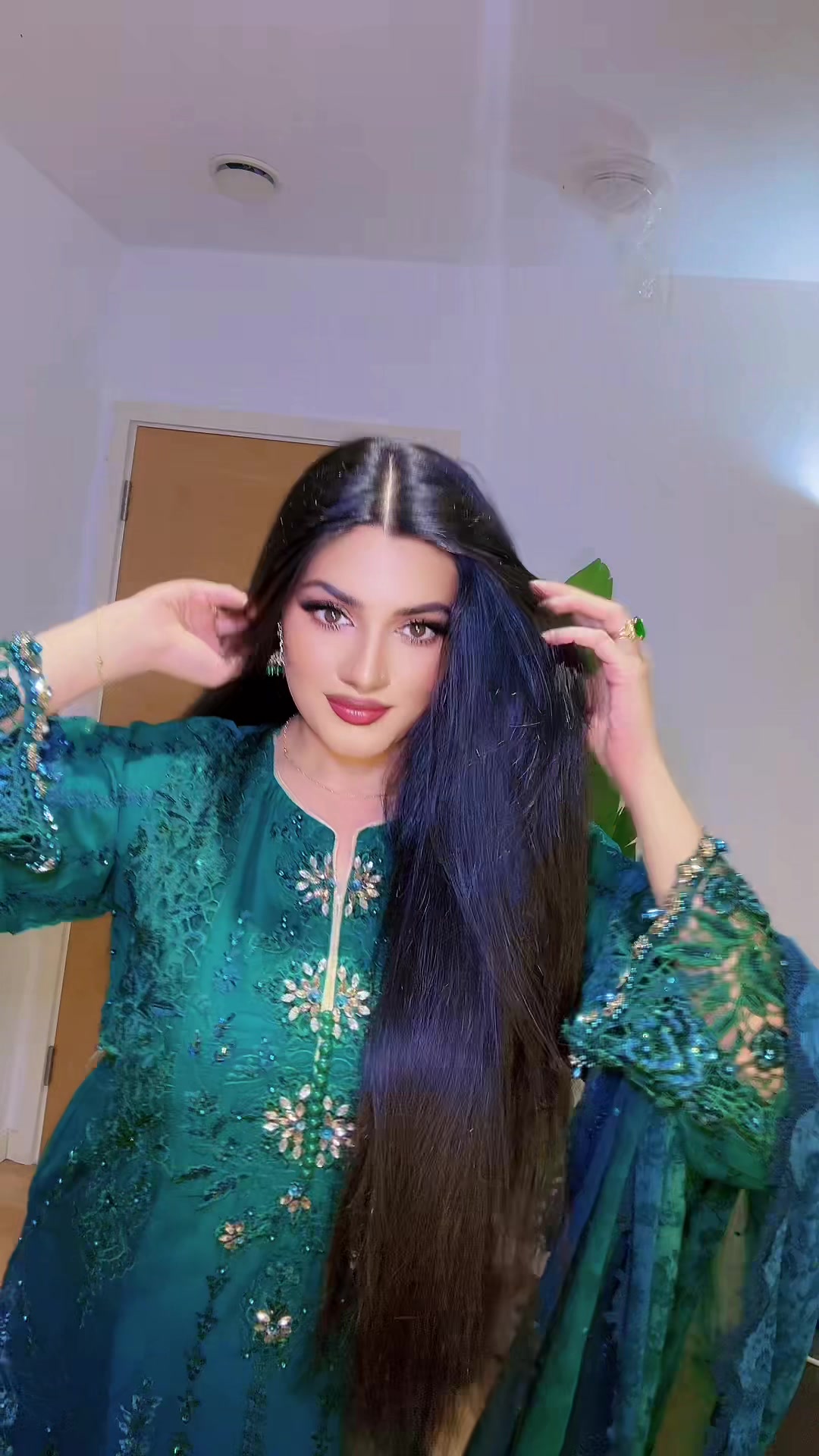 @Amna Yaqoob