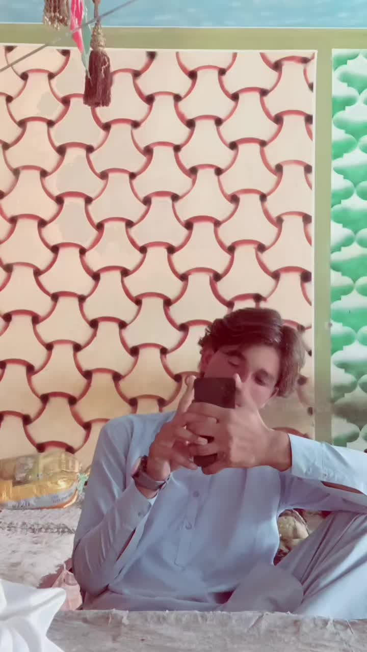 @𝕊ℍ𝔸𝕂𝕀ℝ 𝔾𝕌𝕃𝕃𝕀🚩