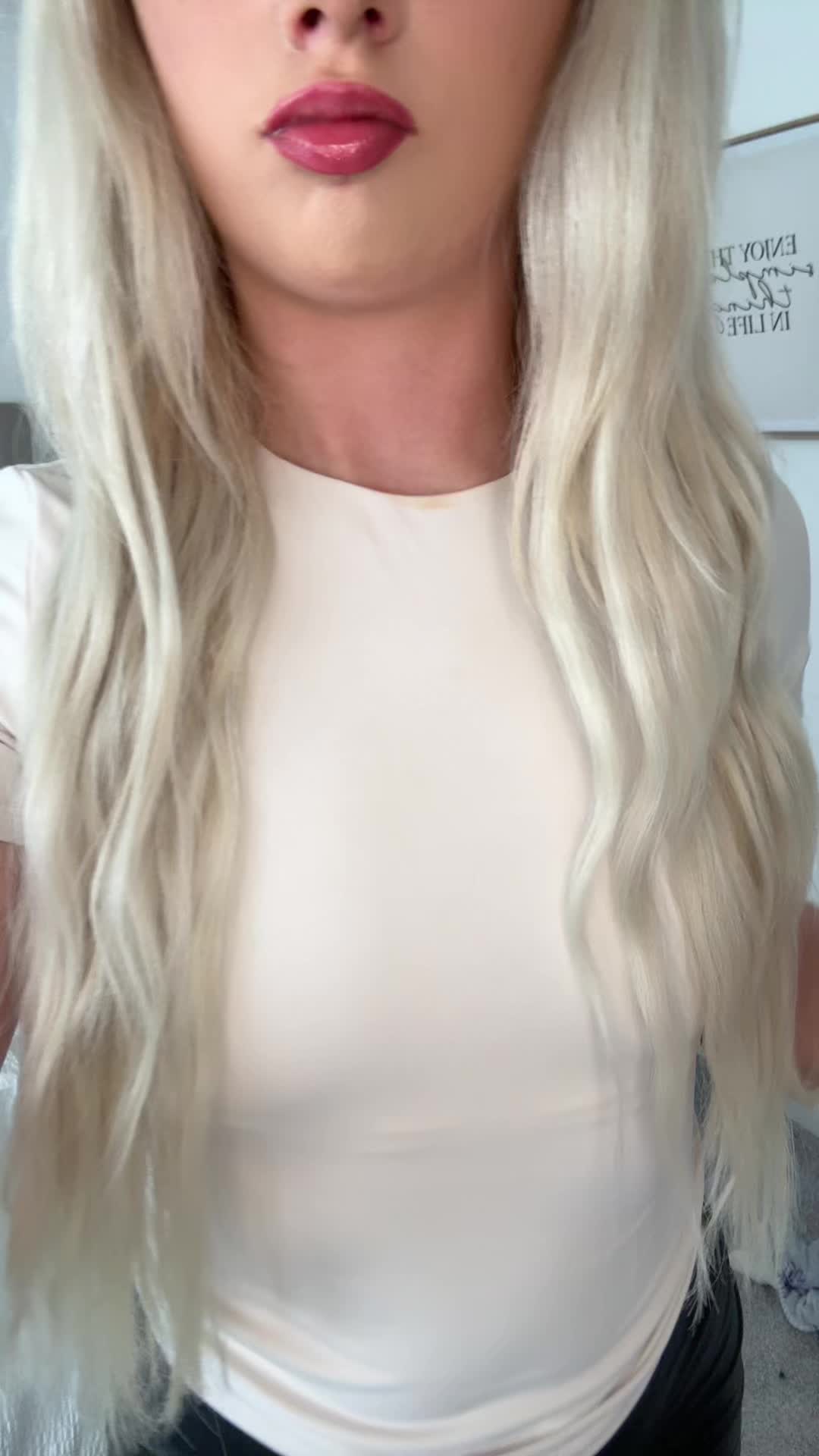@harleymaeee2