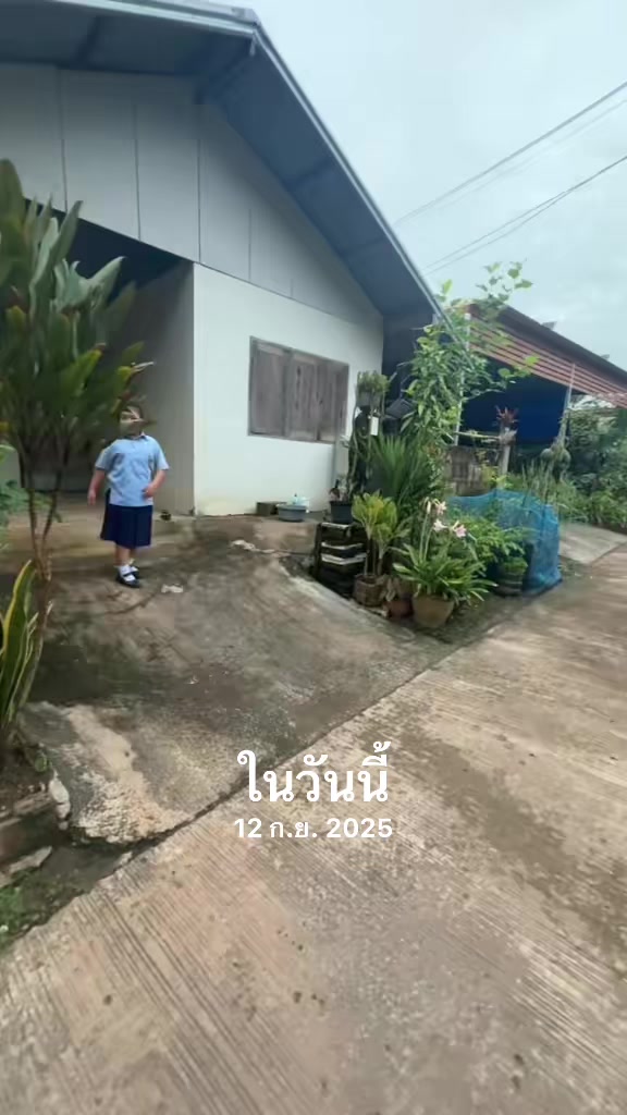 @𓆝⋆เคทเพื่อนบอกไม่เต็ม🤓🤓𓆝⋆