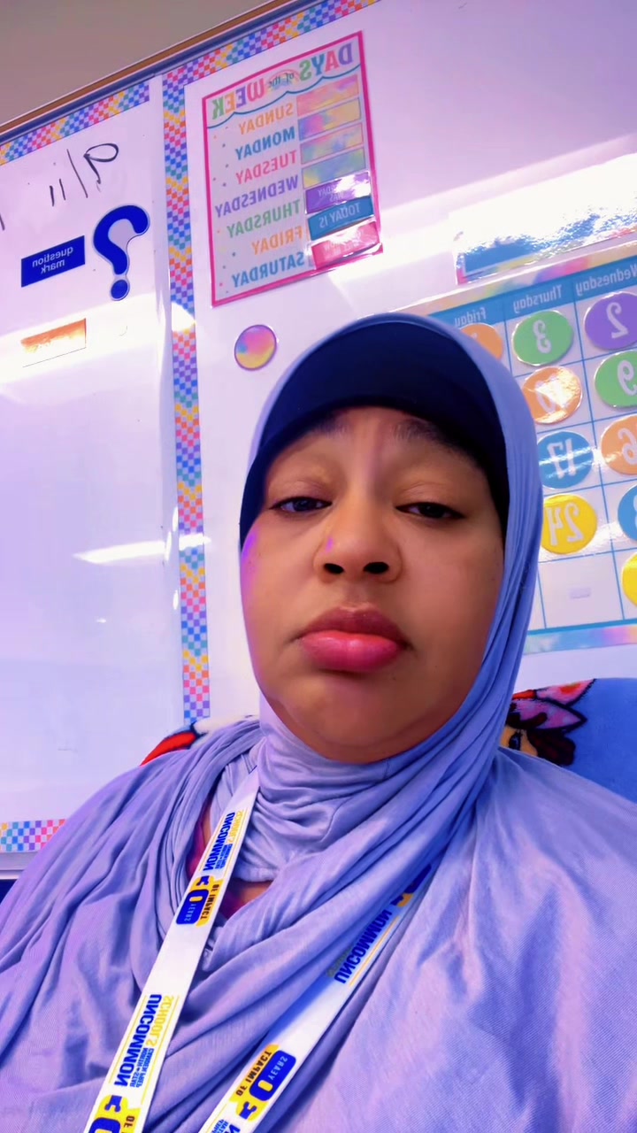 @👩🏽‍🏫Mrs.Harris🏫🧕🏽