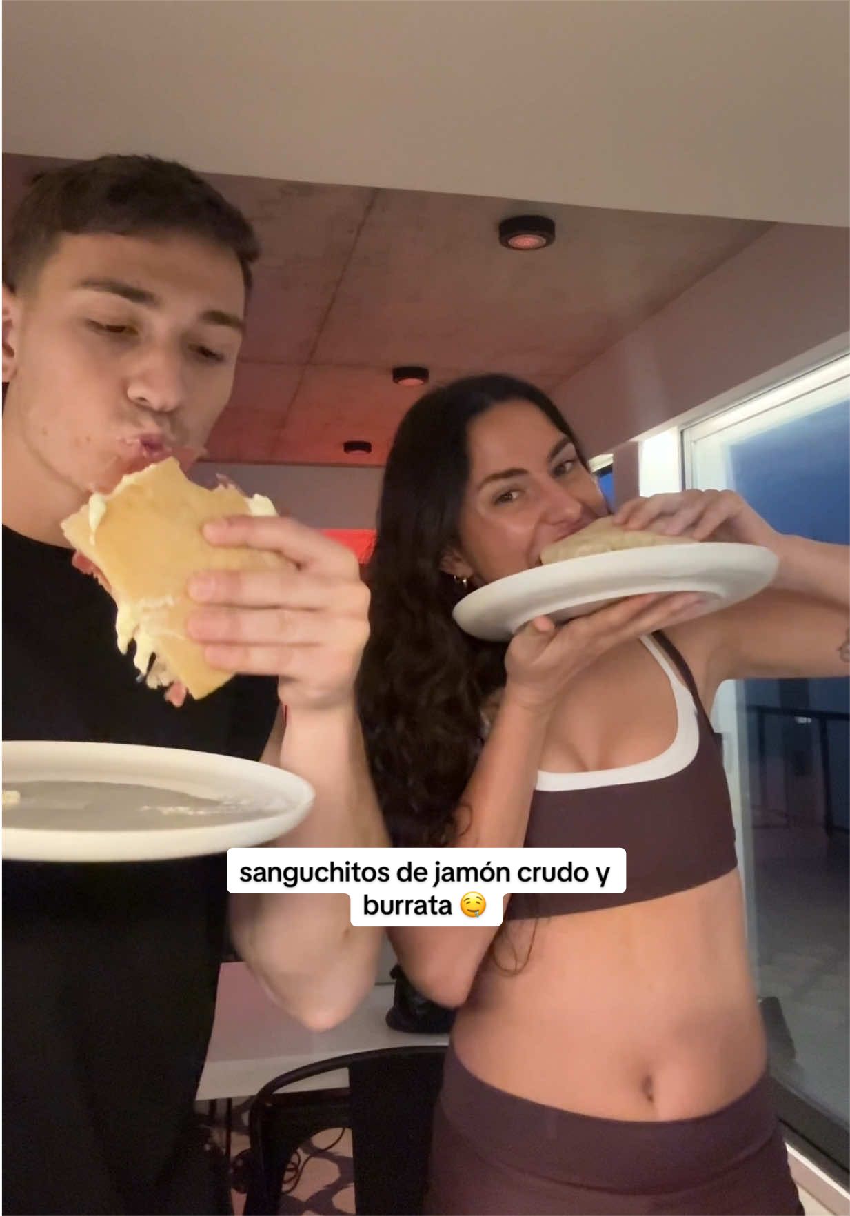 @Luna Pic&oacute;n