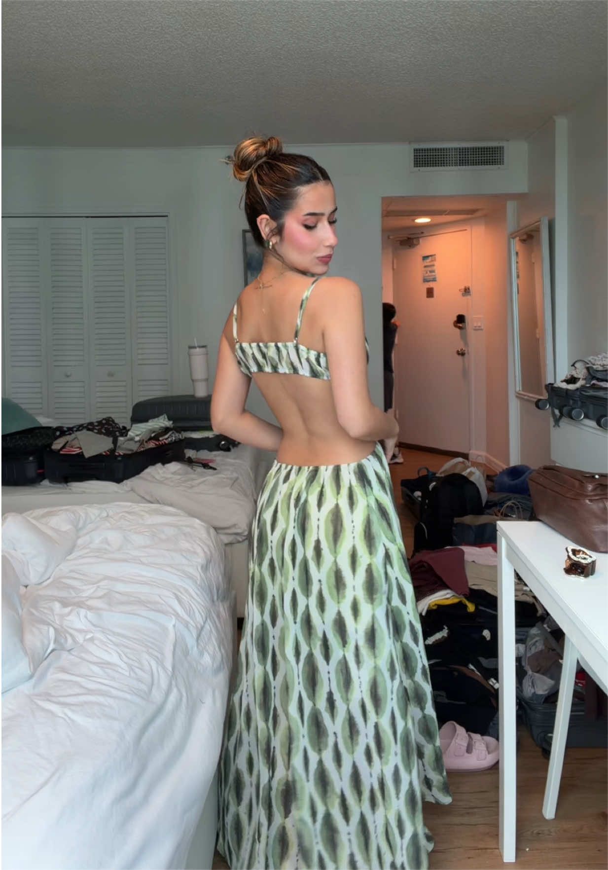 @Isadora