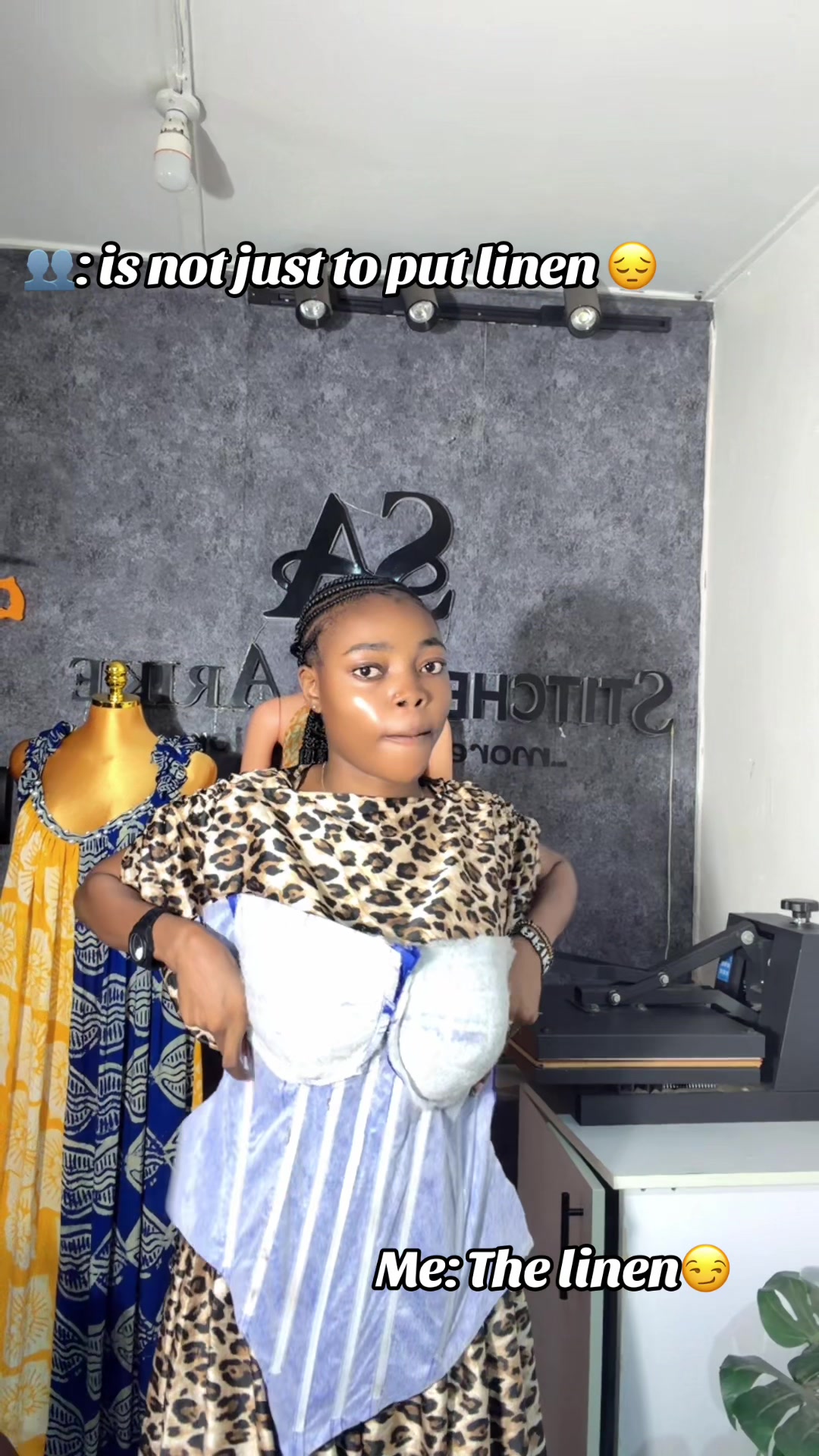 @FASHIONDESIGNER IN MOSHALASHI