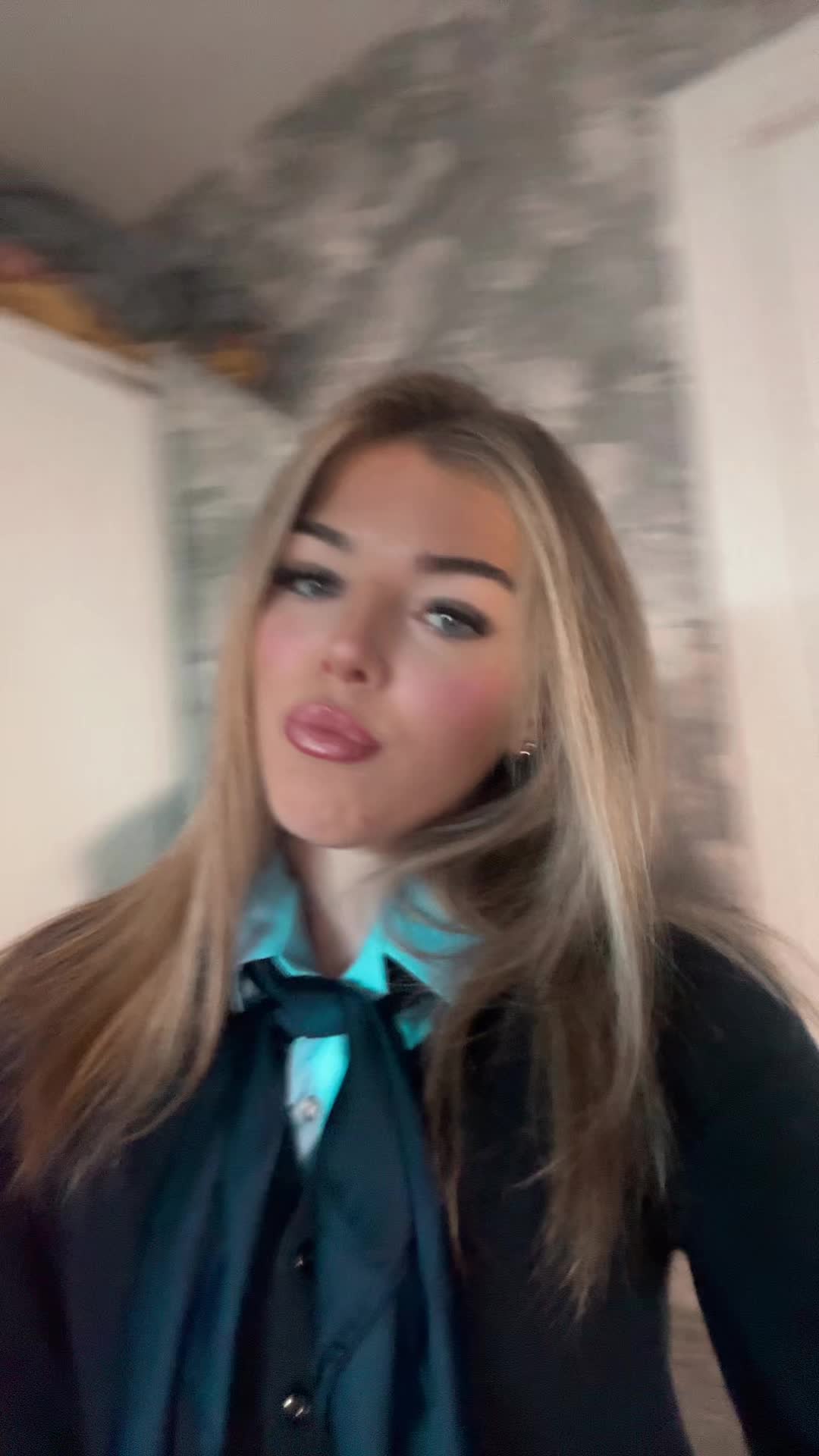 @x_lexie3