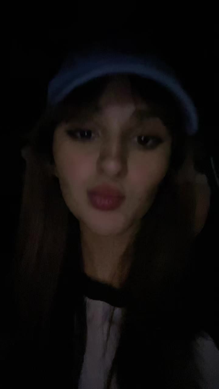 @Azula👄