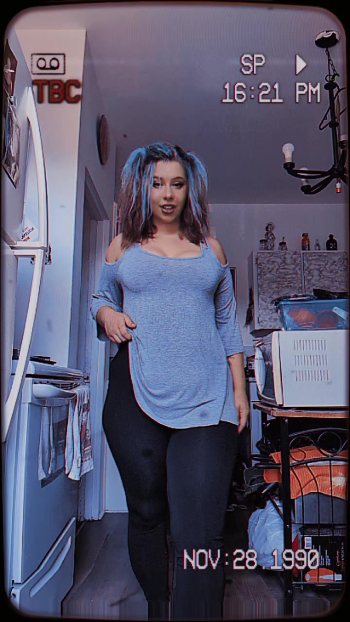 @buzzedqueen