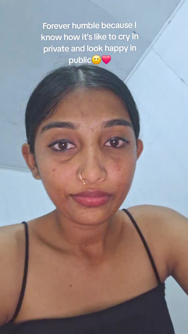 @༺ anushka_sharma༻