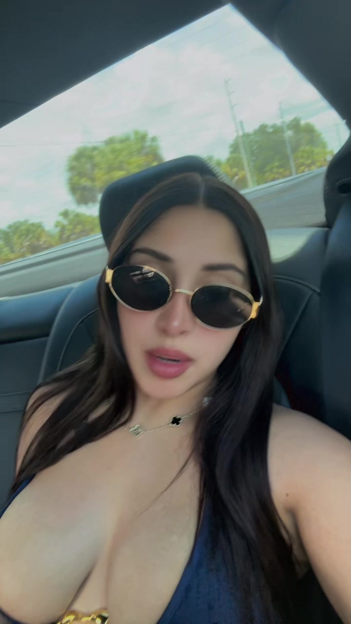 @paola_alana.