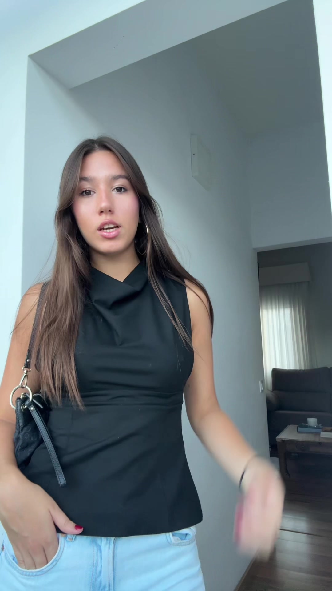 @Aitana