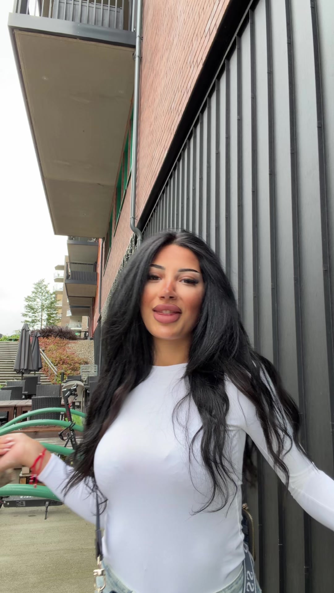 @la._.faa