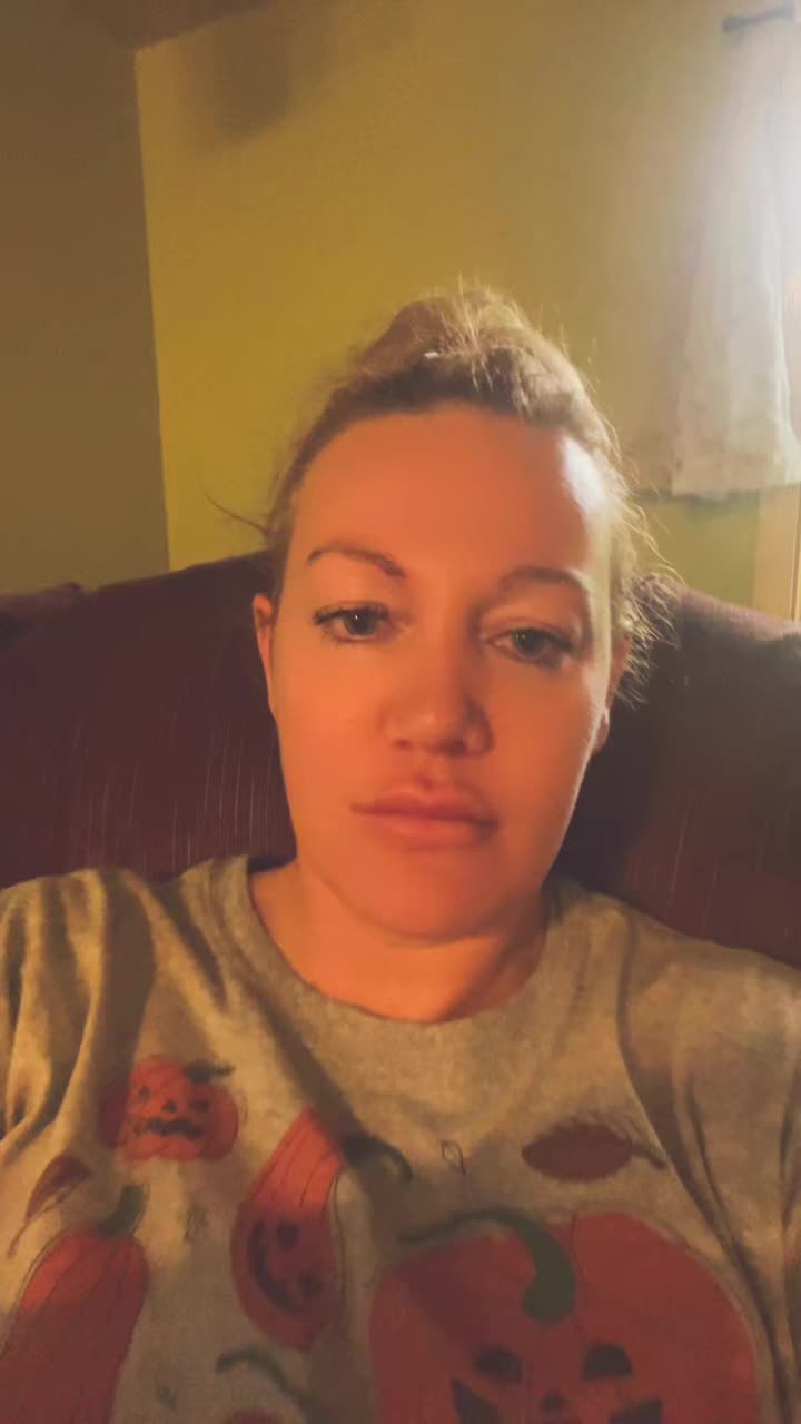 @Chels_reviews &amp; chaos