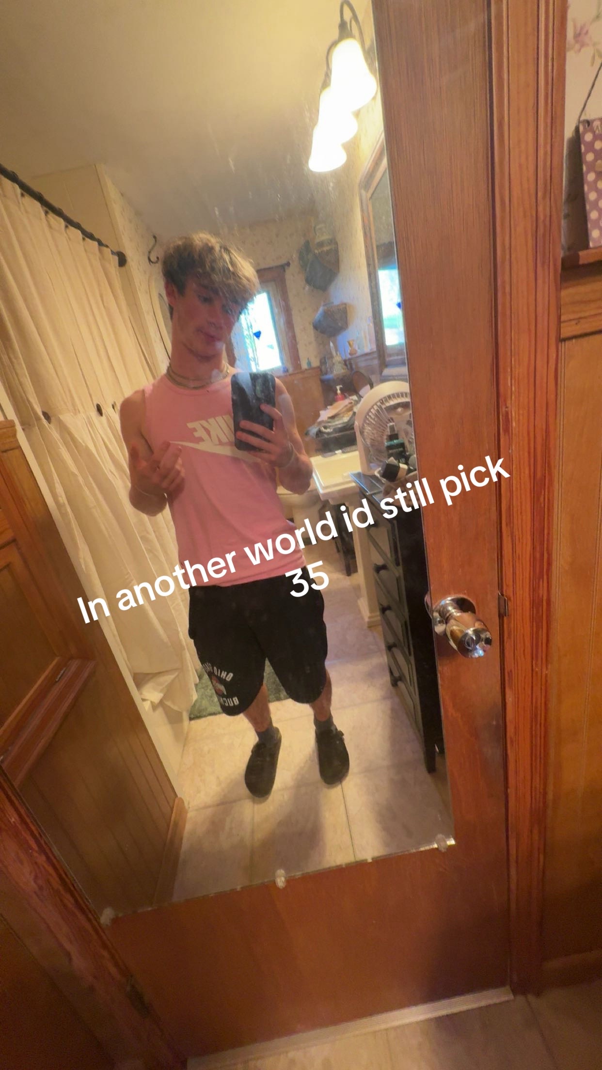 @🫥