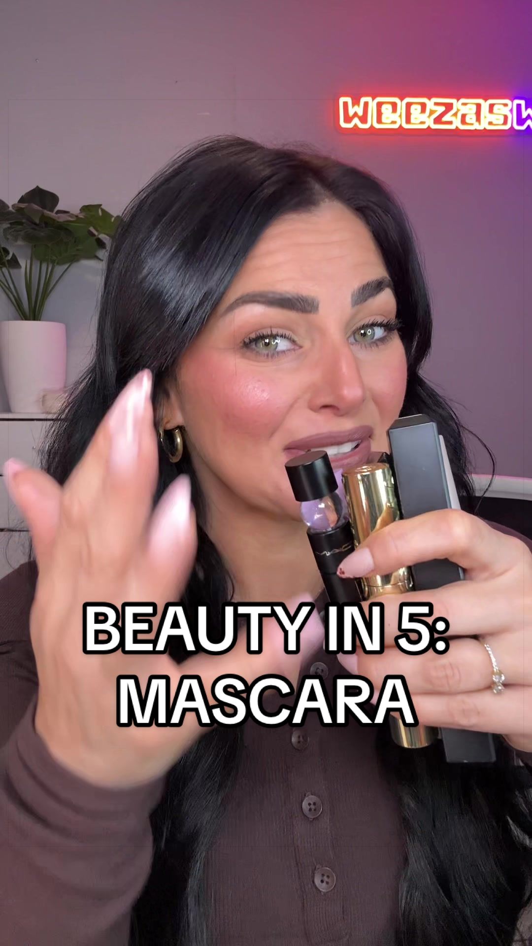 @weezasworld