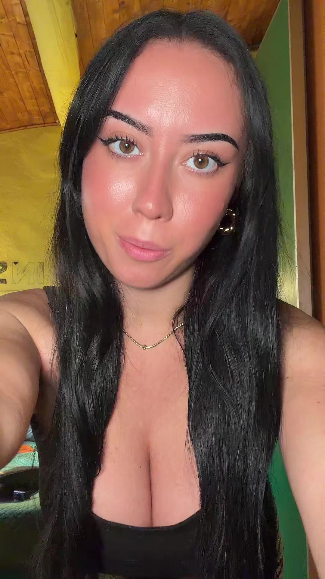 @Ainelyalcontrario