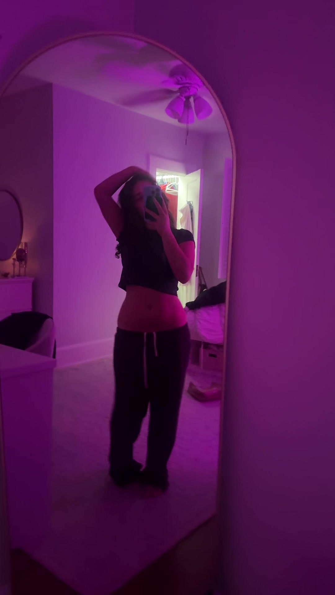 @⃟
