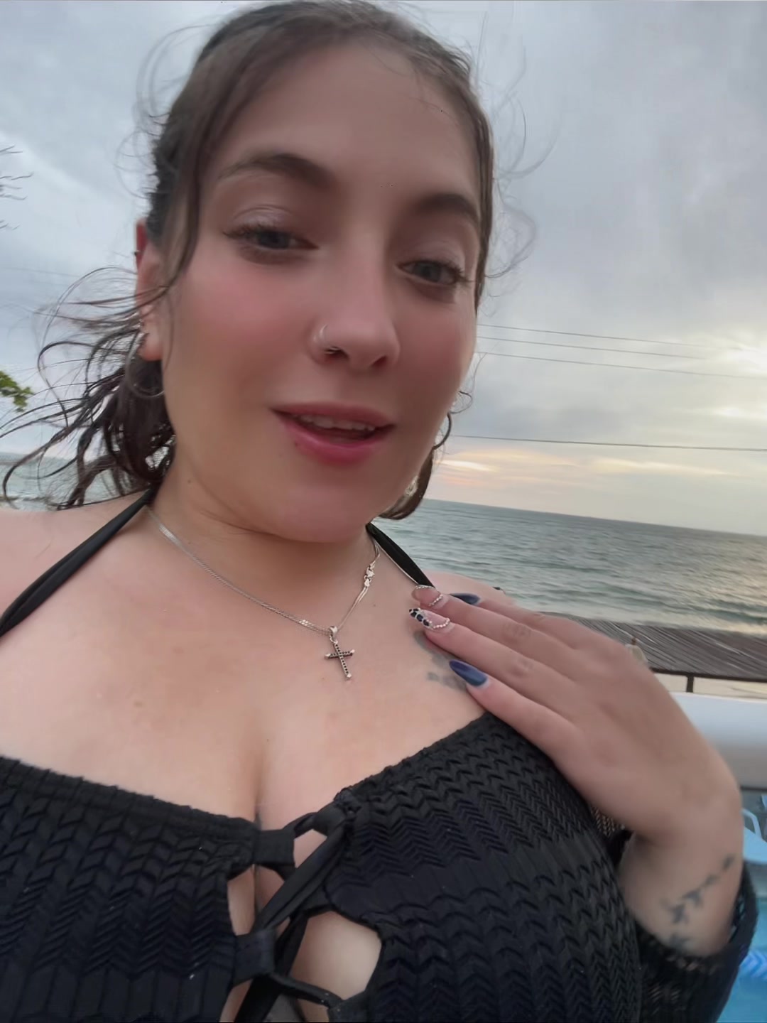 @Laura 🫰🏻✨.