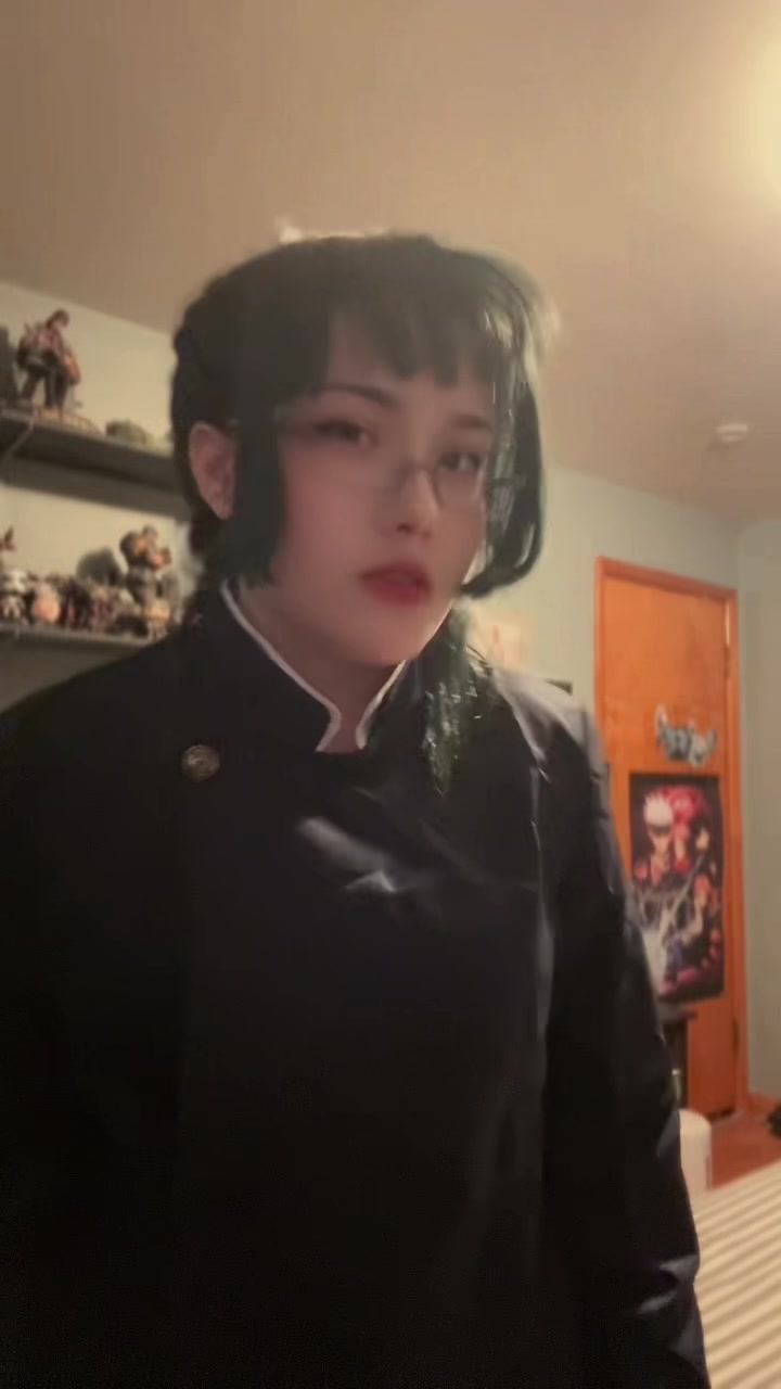 @Ellie (#1 Ineffa fan)