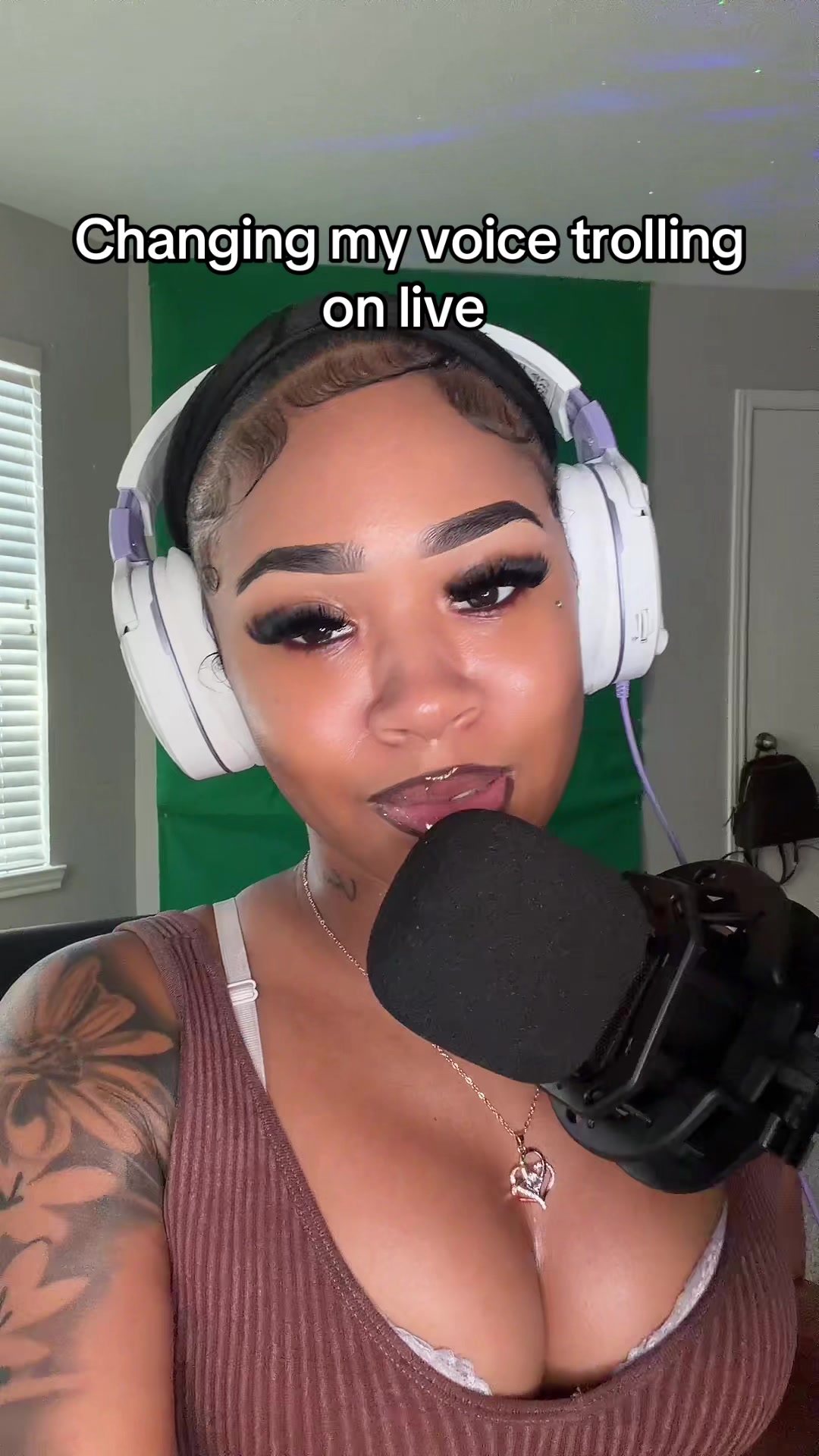 @TrinTrin