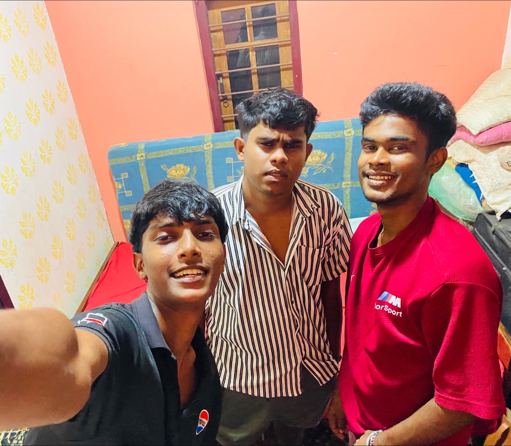 @A N M 🧃📌