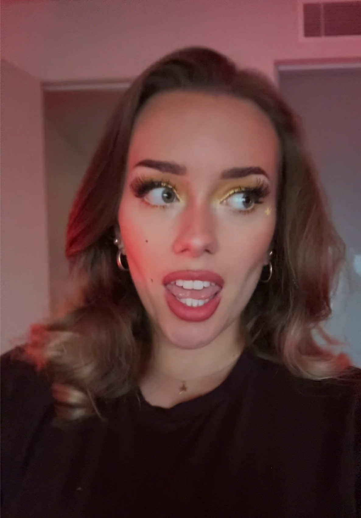 @fkaava10n