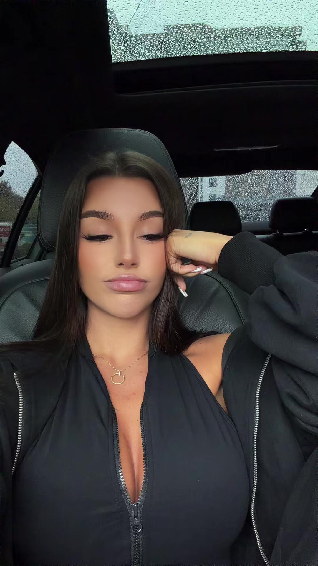 @linasydor