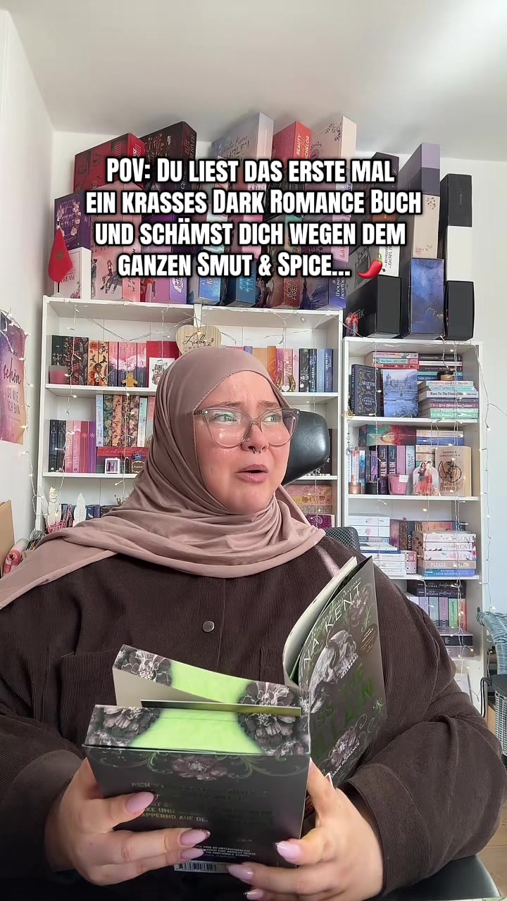 @Hidaya Elisa|BookTok 🧕🏻📖🦋