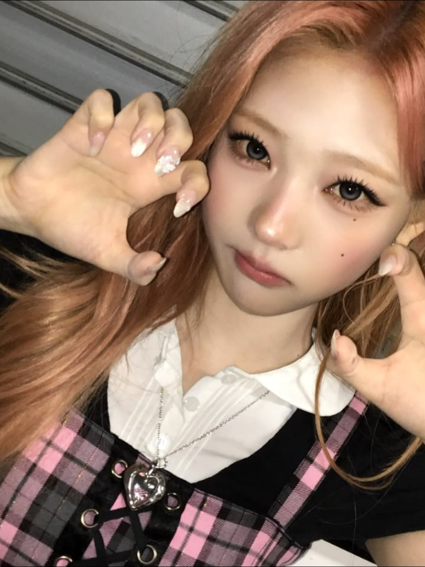 @#1 loona anti