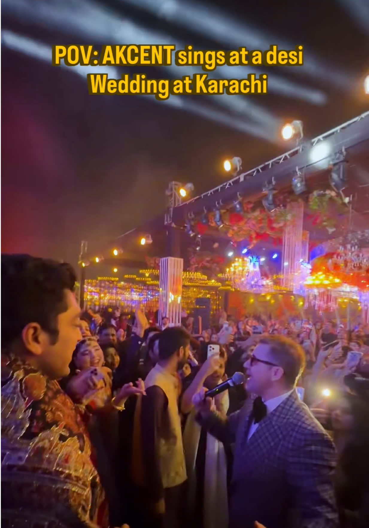 @Akcent