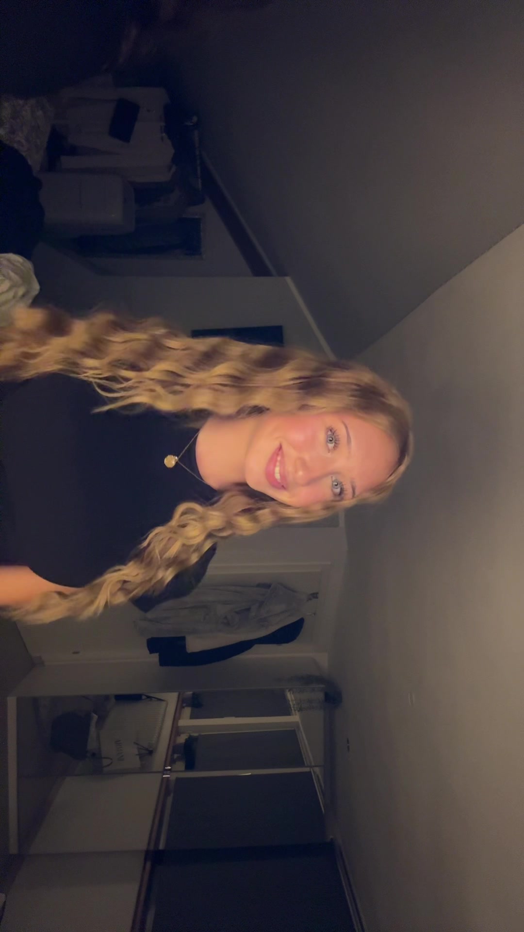 @𝐋𝐨𝐧𝐢𝐞