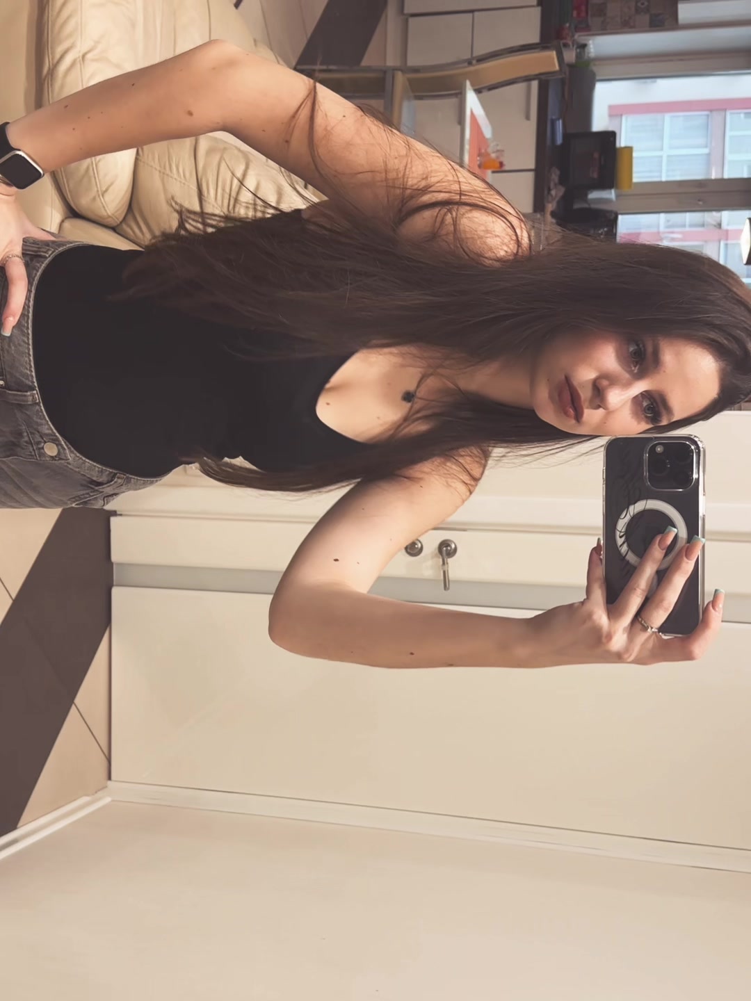 @Viktoriia