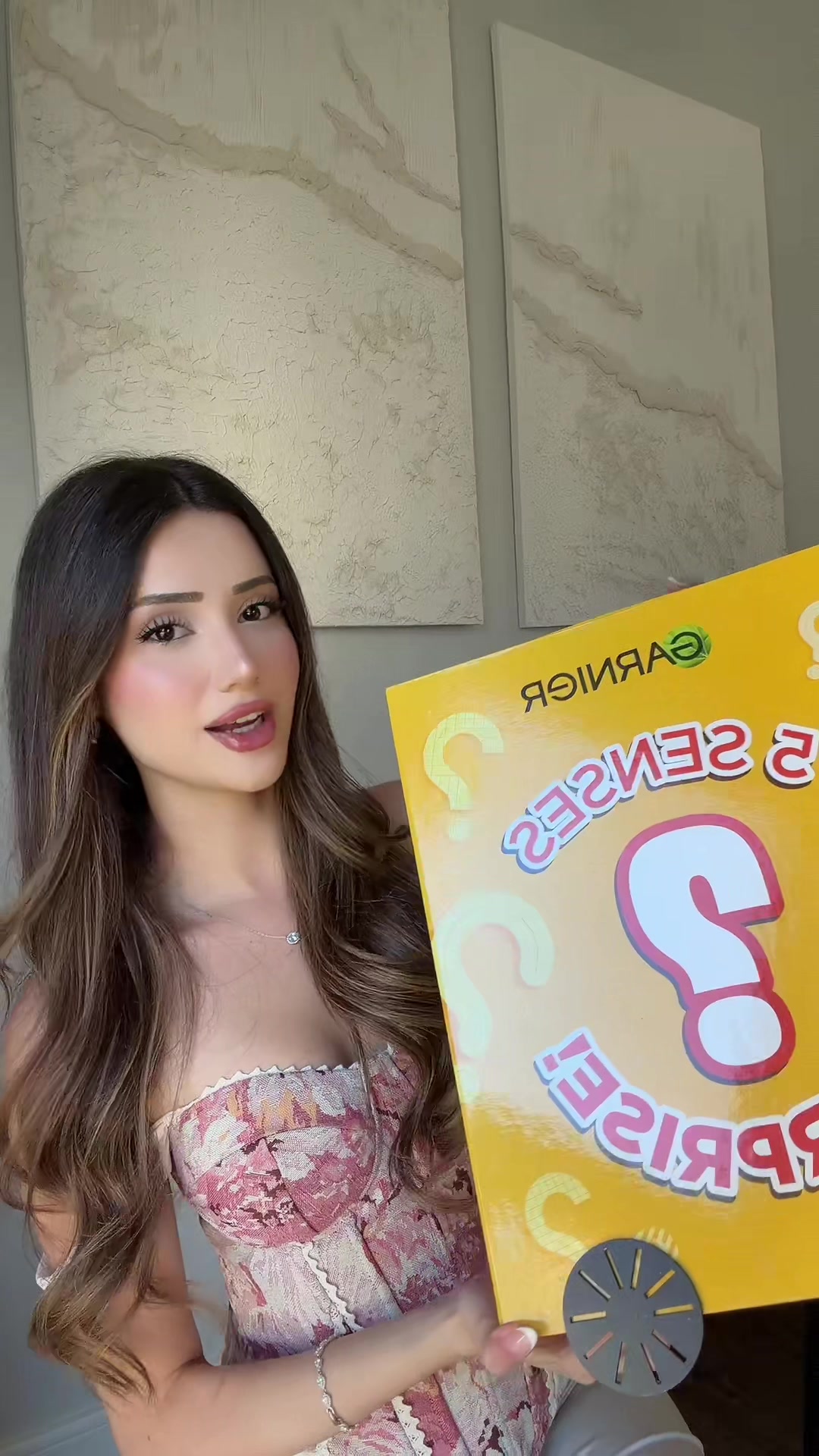 @Efsa &Ouml;zg&uuml;r