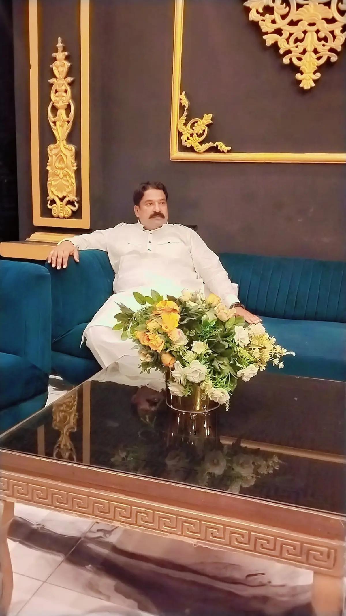 @RANA TASSAWAR KHAN