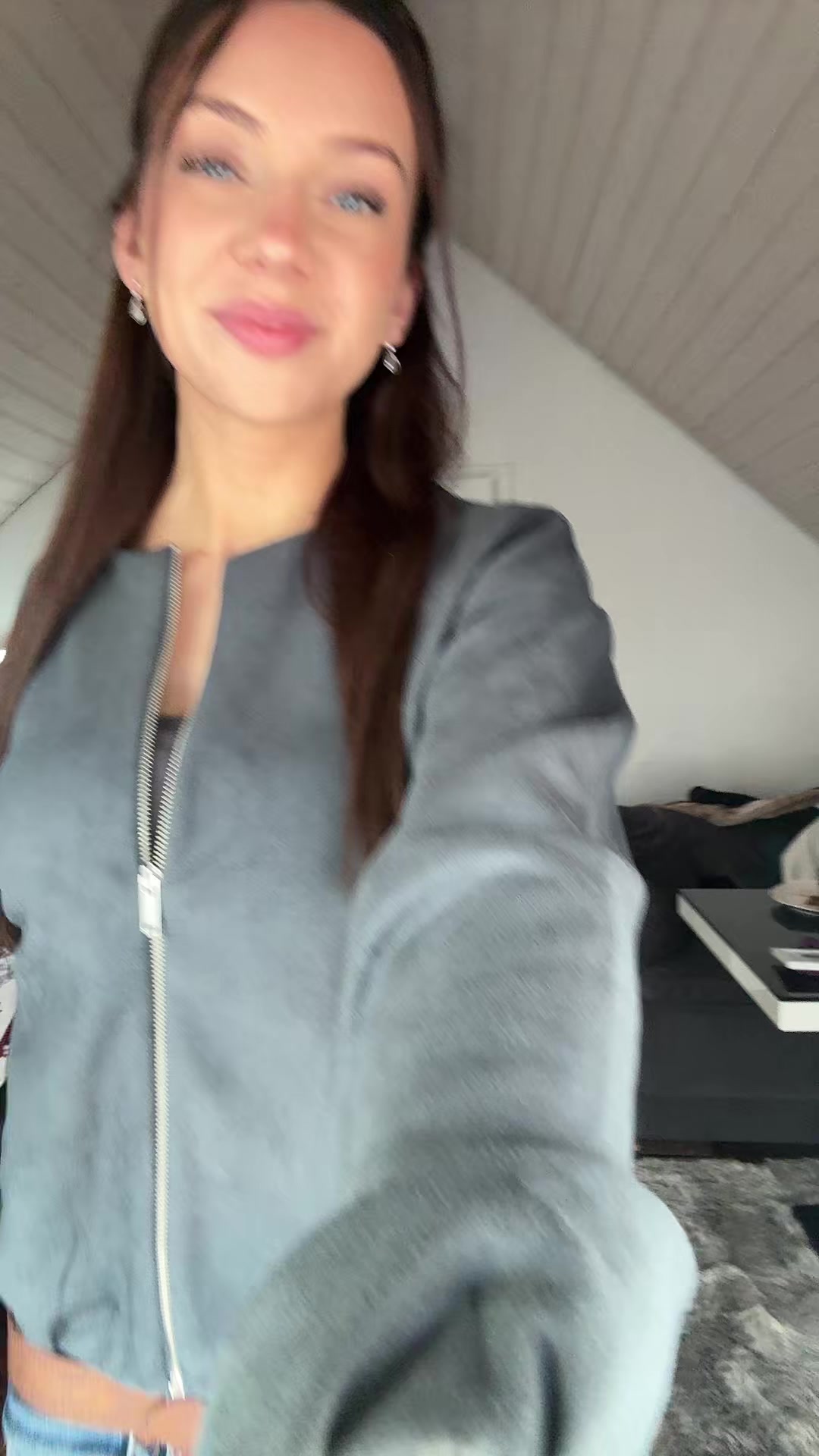 @Anni