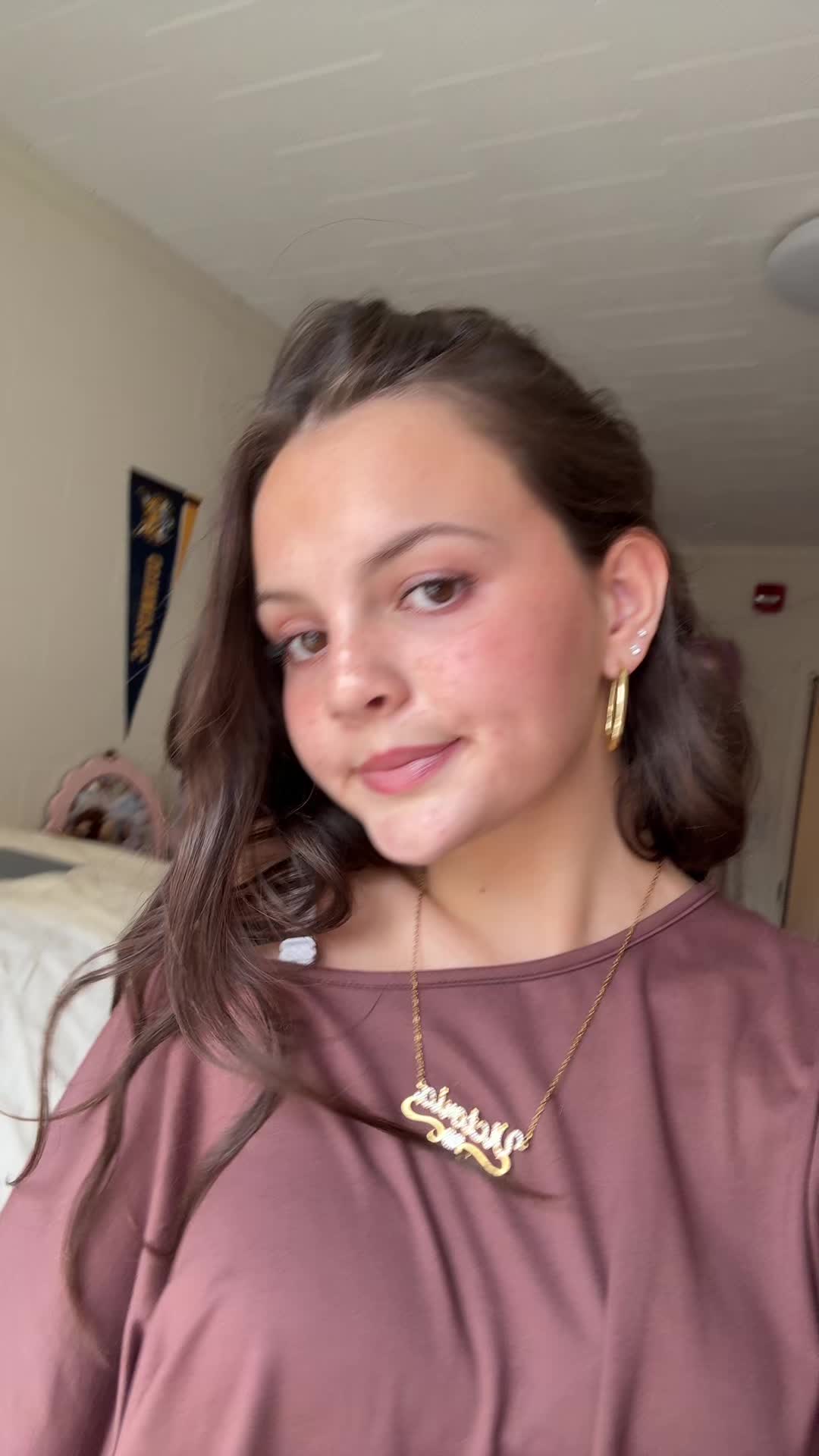 @victoria:)