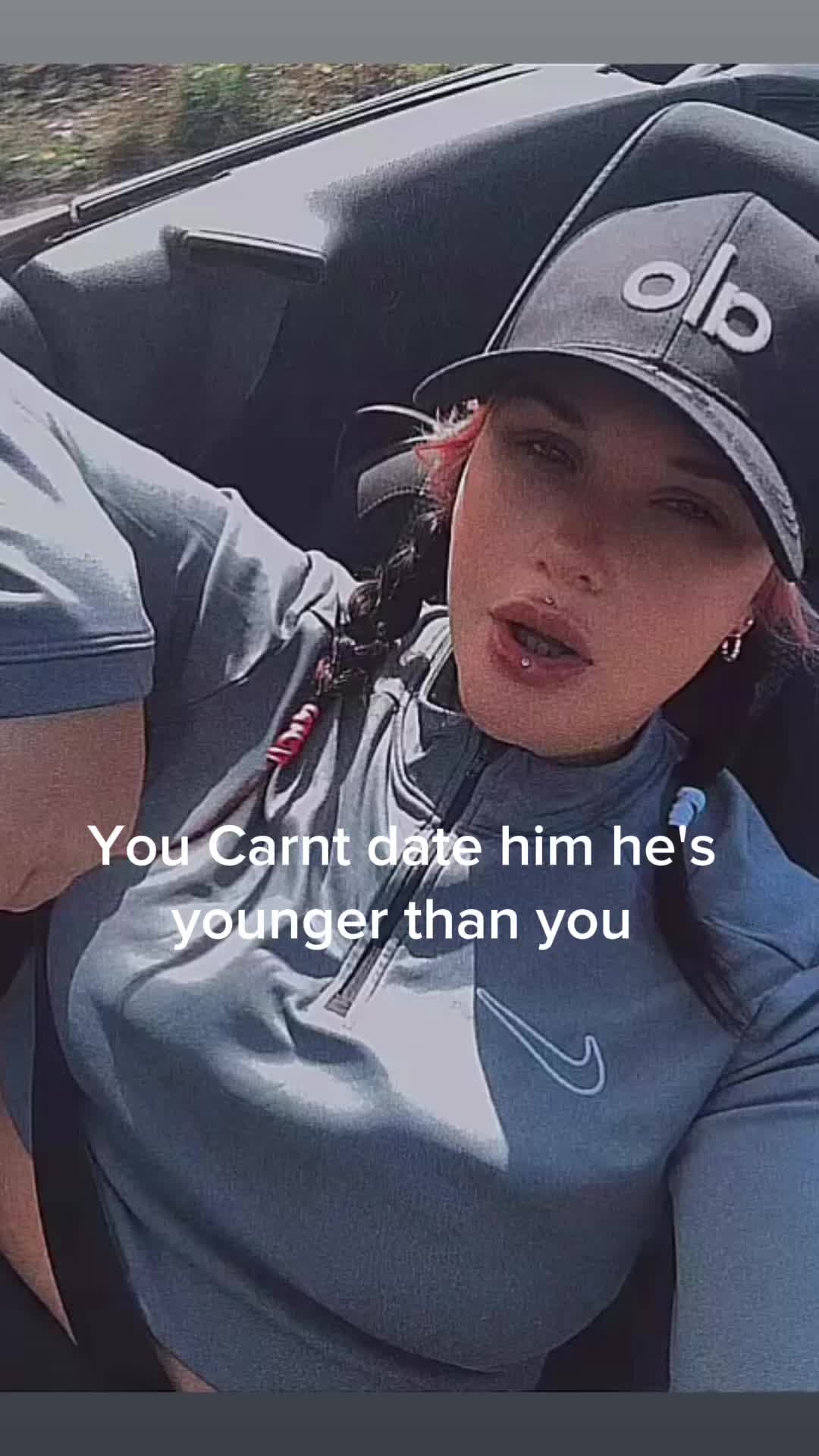 @Camilla 👑🩷