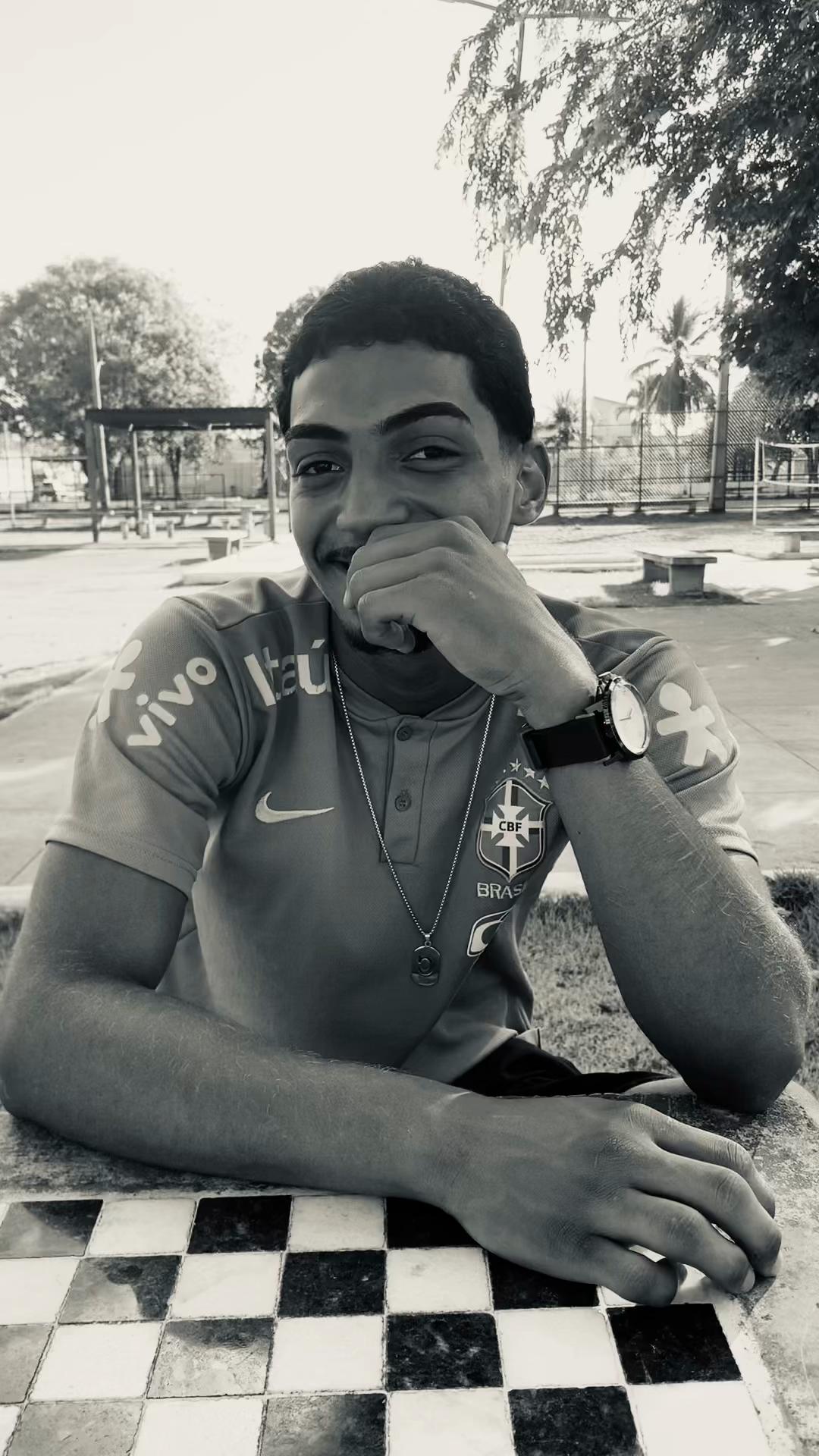 @Usu&aacute;rio traumatizado🎗️