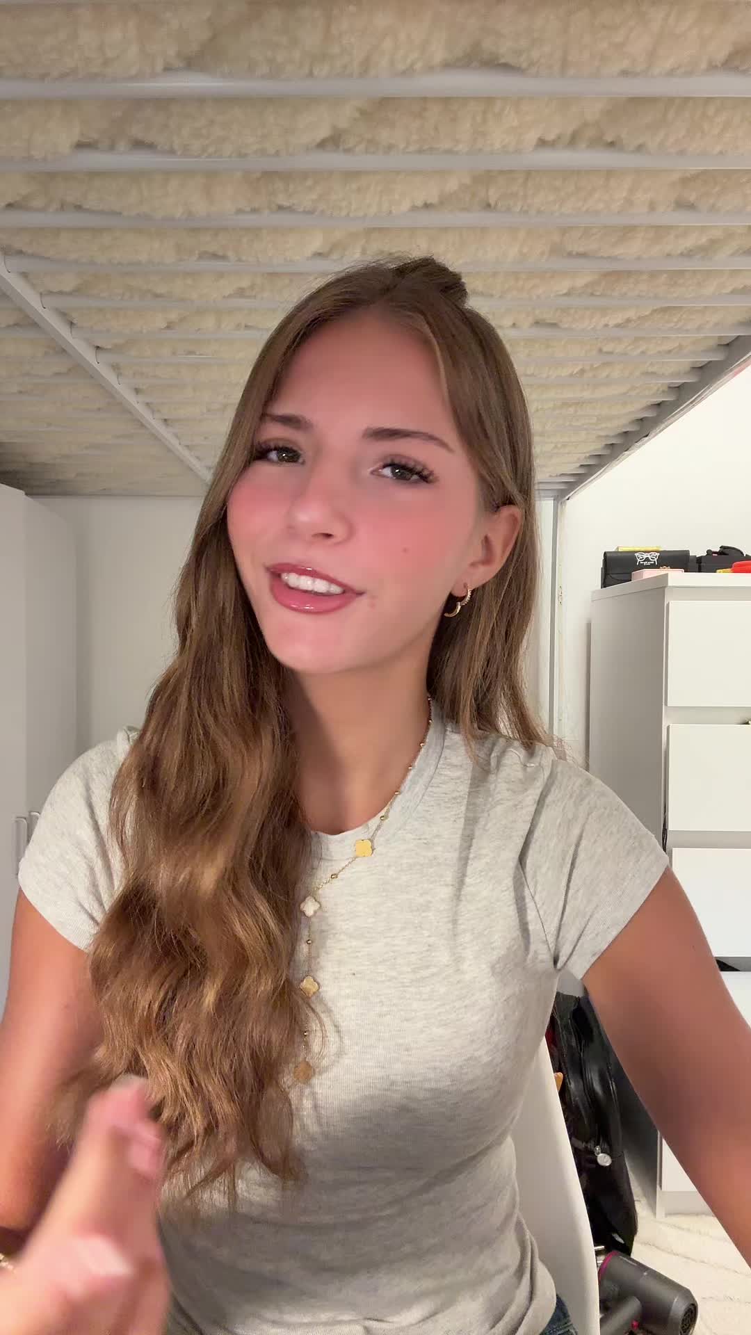 @𝓵𝓮́𝓪🌺