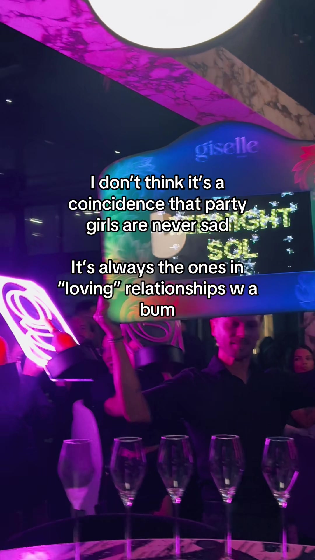 @G E N E V A  ☆  L A C O R T E