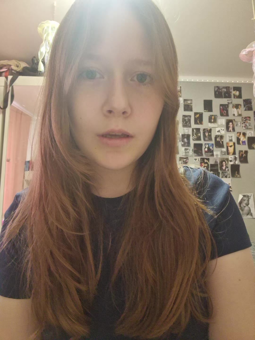 @👅 @