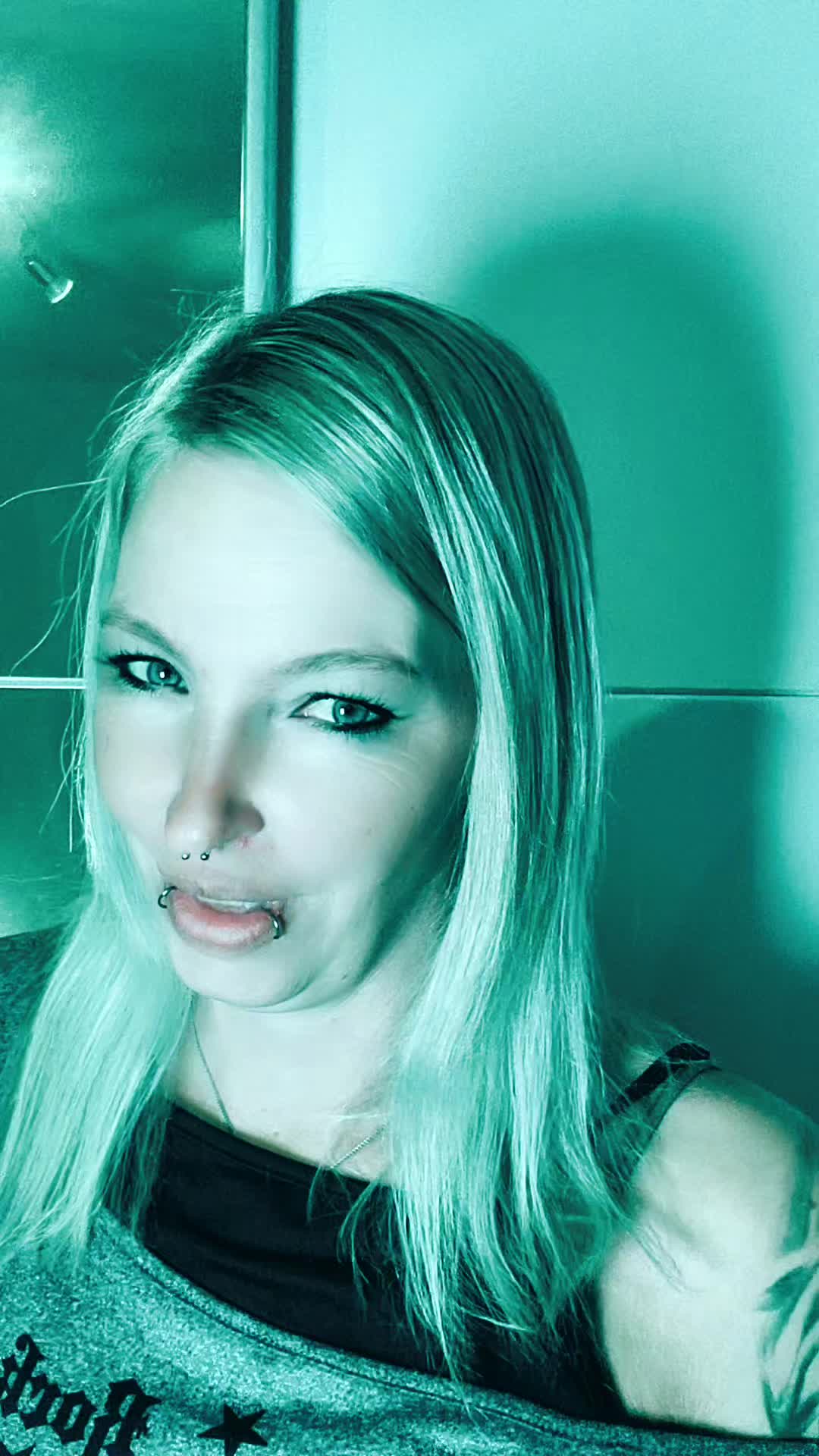 @GhettoBarbie