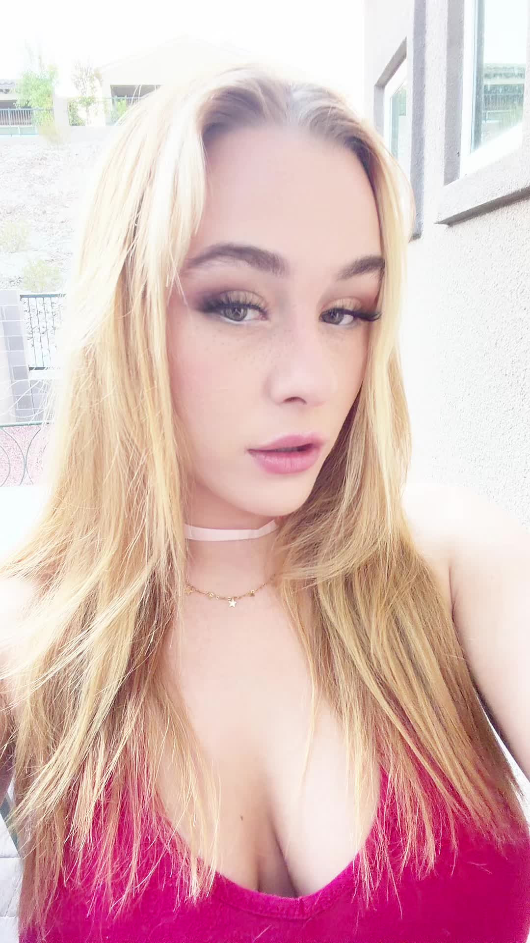 @Zoey Uso