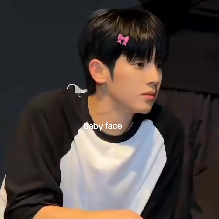 @𝐋 𝐢 𝐨 𝐫 𝐚.