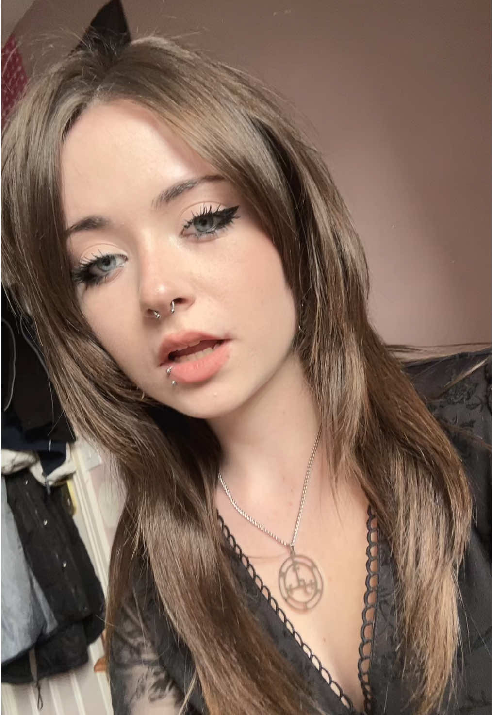 @🇮🇪𝓝𑁊^. .^𑁊♡