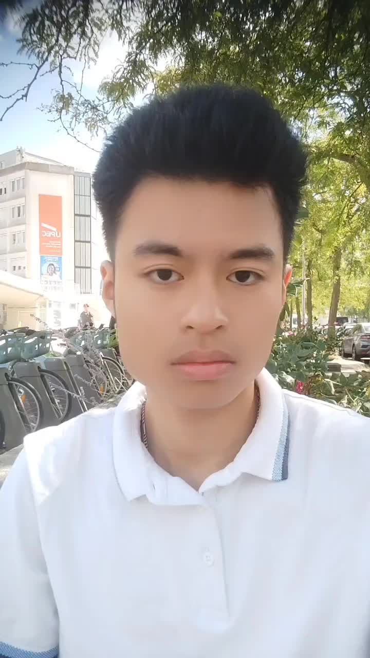 @Victor🇰🇭🇫🇷