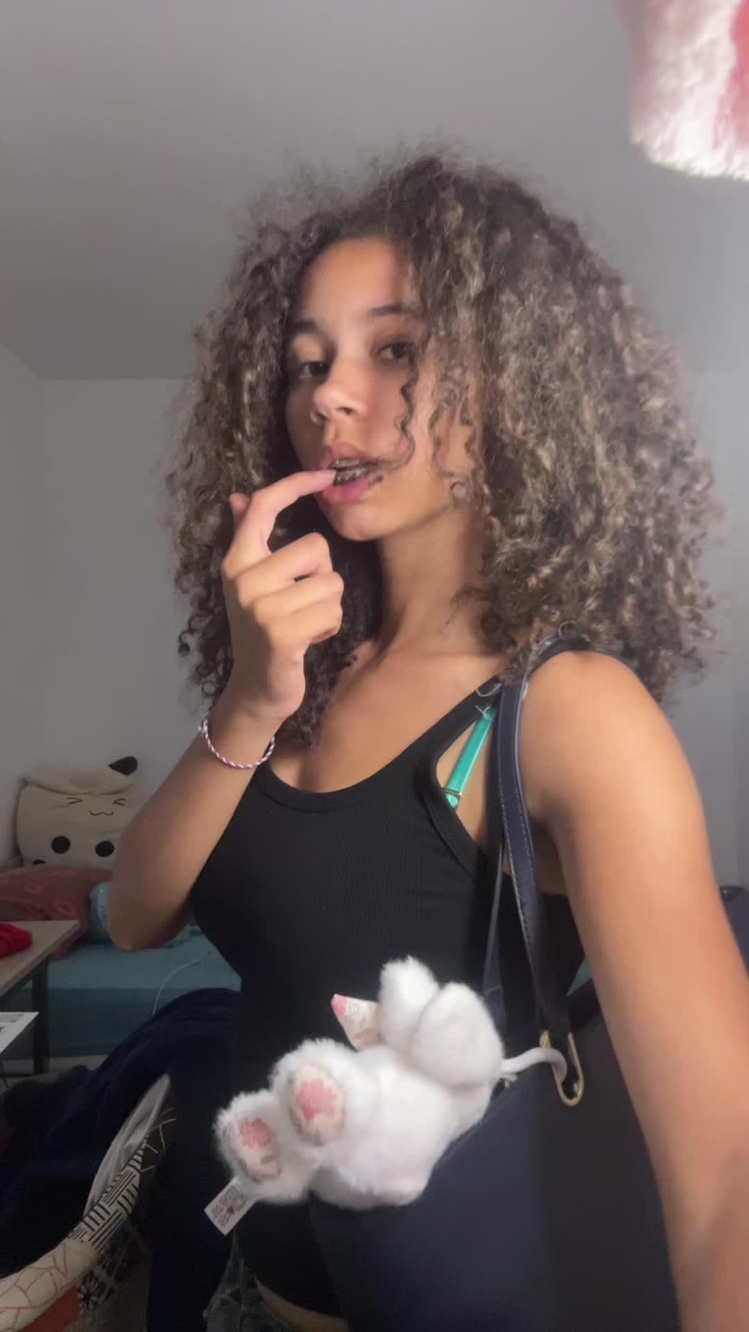 @rylerglow